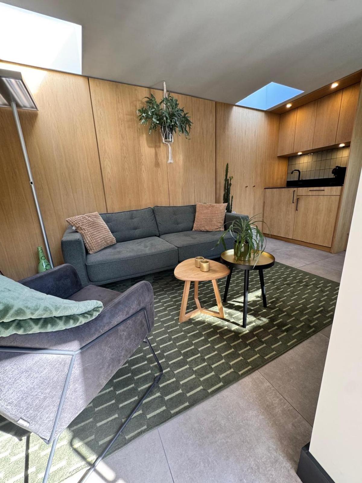 Het Oude Raadhuis Apartment *